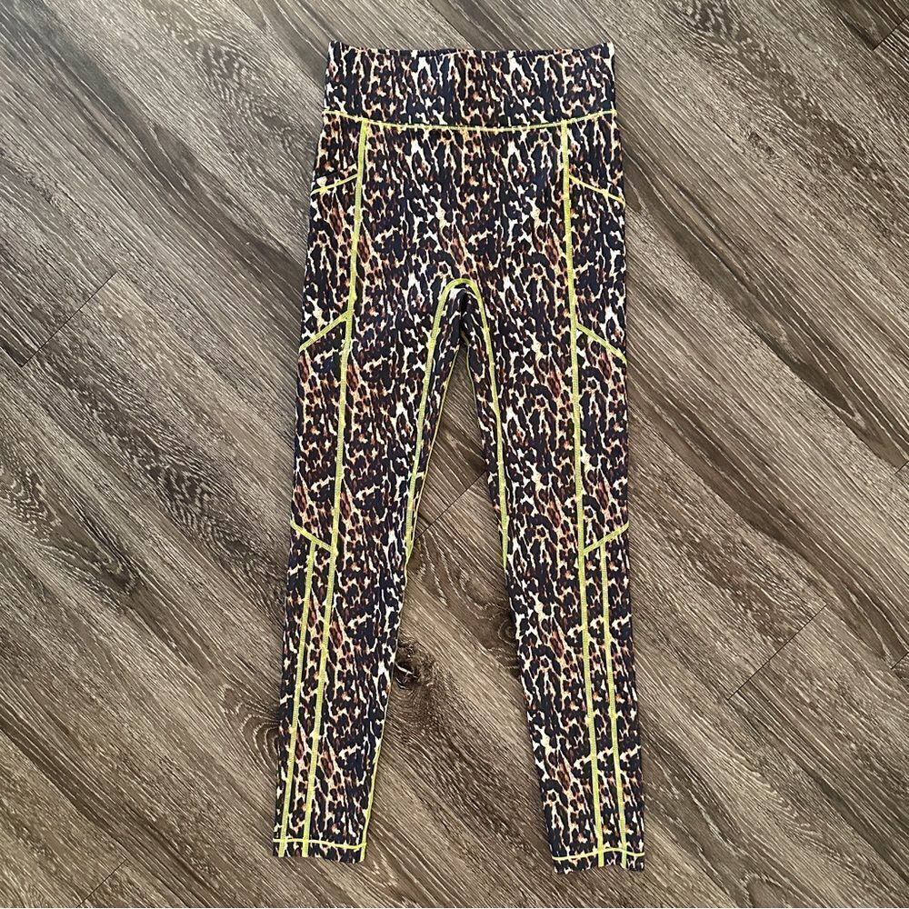 All access Center Stage Pocket Legging in Leopard